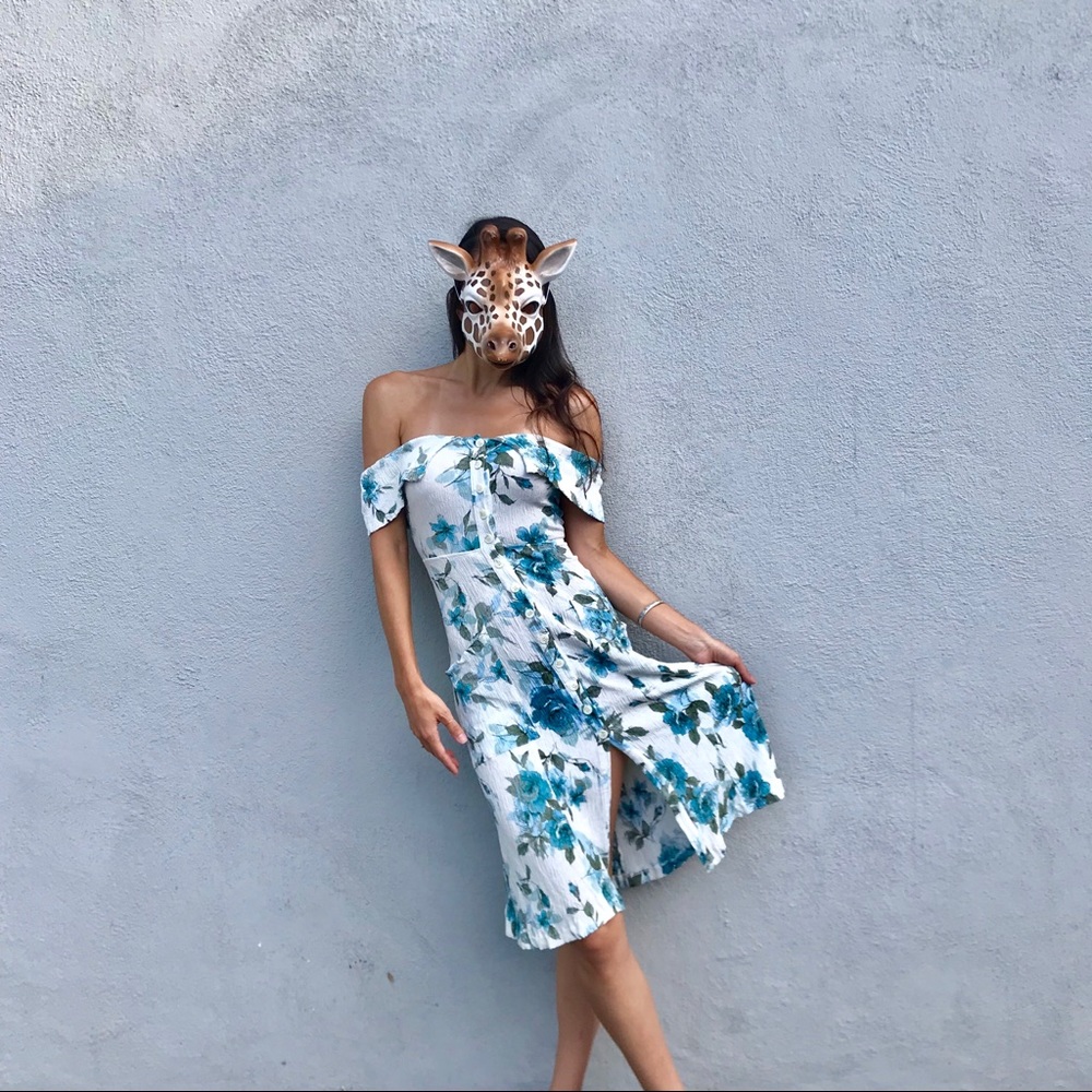 Reformation Off the Shoulder dress!